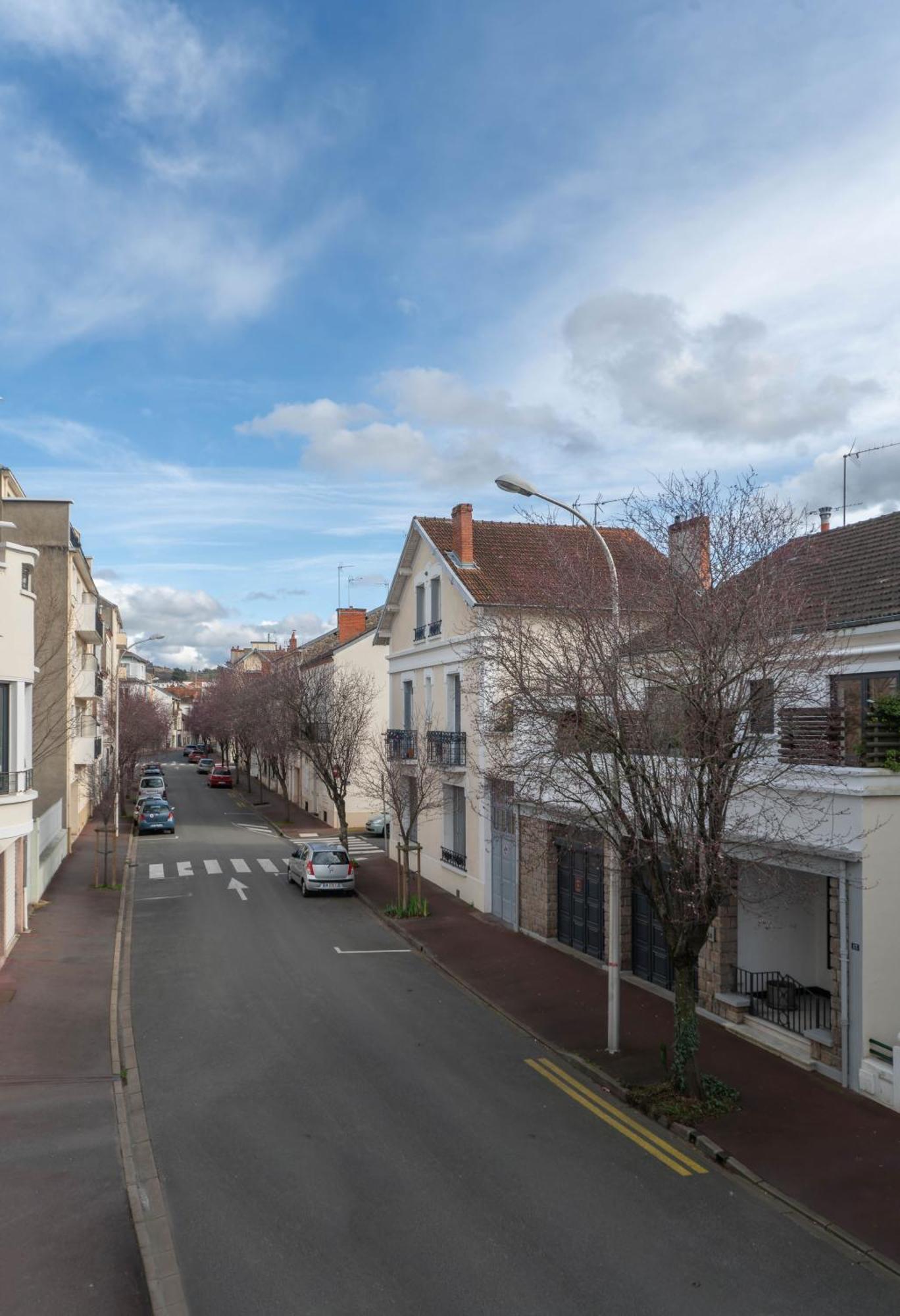 L'Eugene - Maison 3 Chambres Vichy Kültér fotó